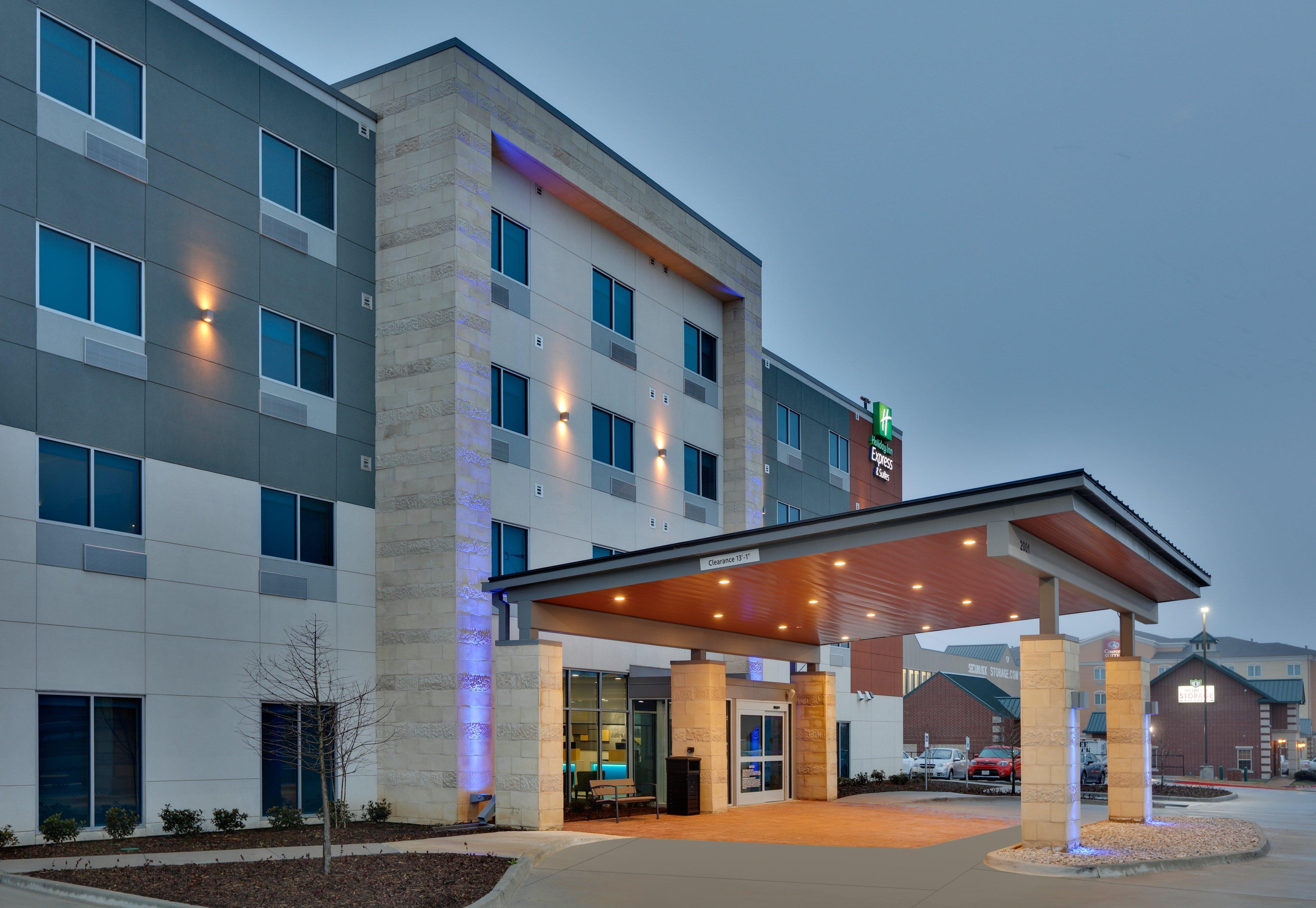 Holiday Inn Express & Suites Plano East - Richardson By Ihg Dış mekan fotoğraf
