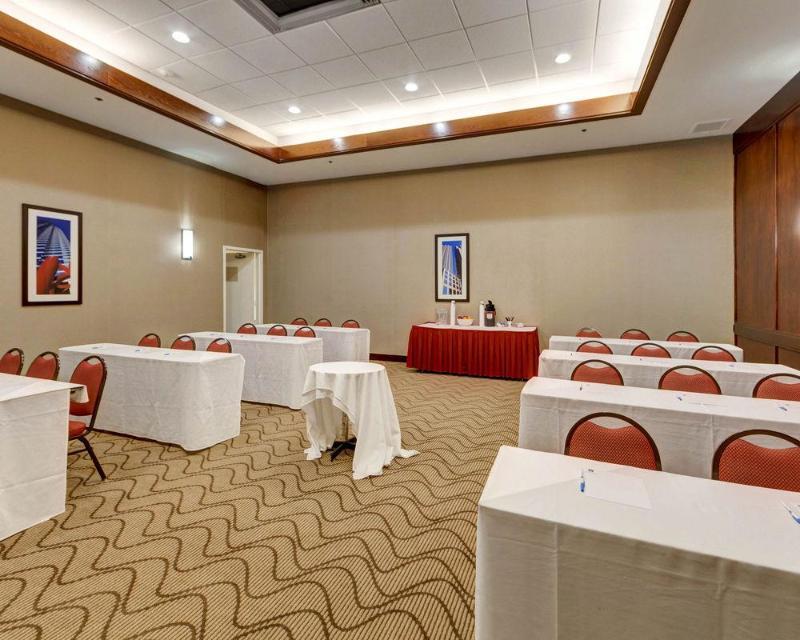 Holiday Inn Express & Suites Plano East - Richardson By Ihg Dış mekan fotoğraf